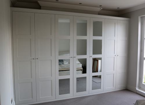 shaker wardrobe with 3 centre mirrored doors 